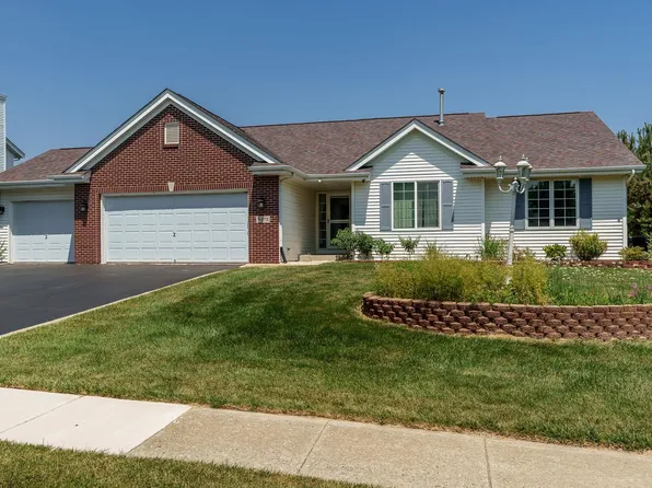 6672 Lindbloom Ln, Cherry Valley, IL 61016