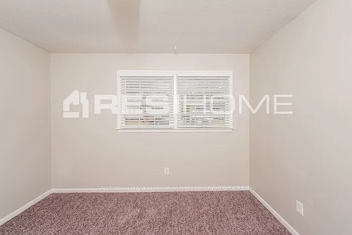 5253 Goldmar Dr — Photo 13