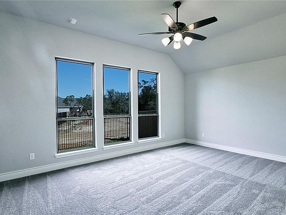 4th image of 3054 McKinnie Park
