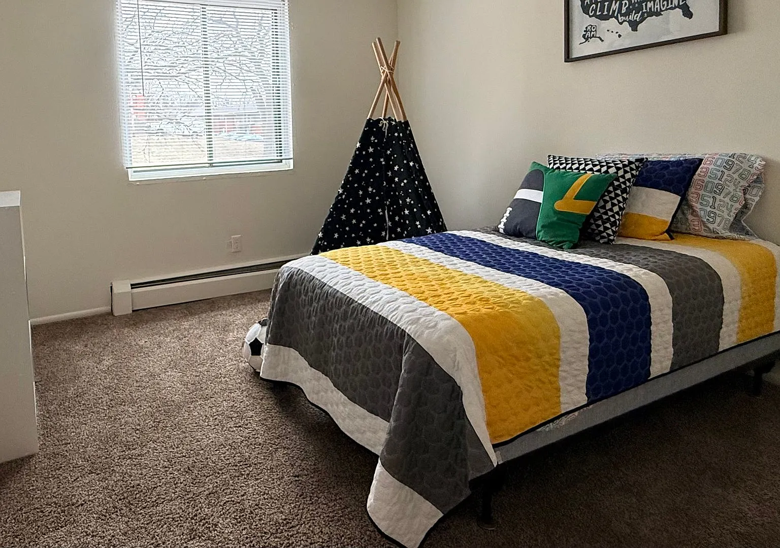The Pointe on Fleur Apartments — Photo 3