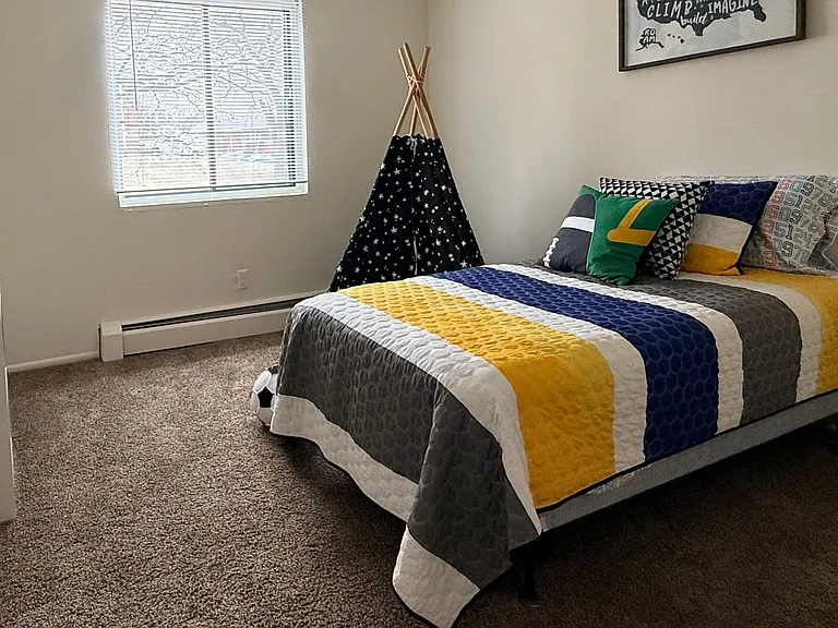 The Pointe on Fleur Apartments — Photo 3