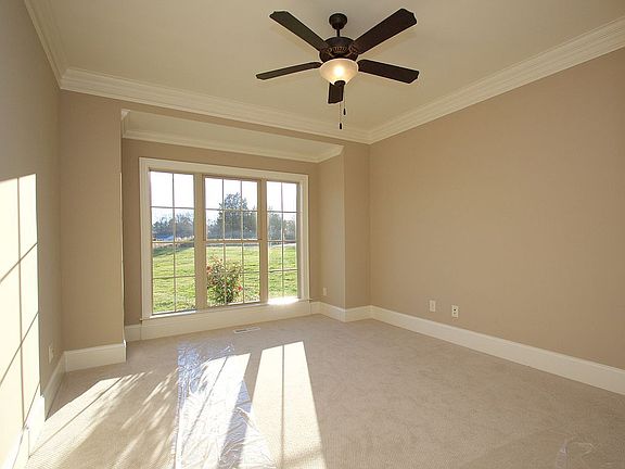 5th image of 119 Cobblestone Walk Drive