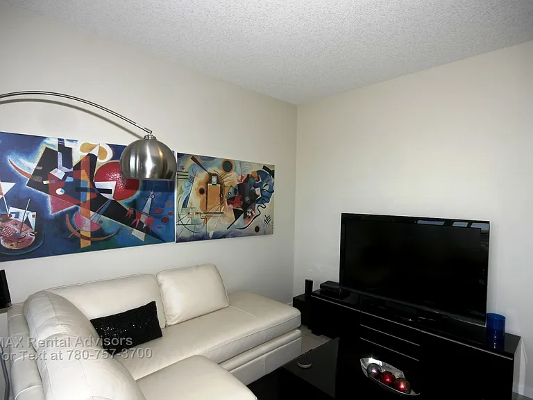 211 13th Ave SE #2905 — Photo 7