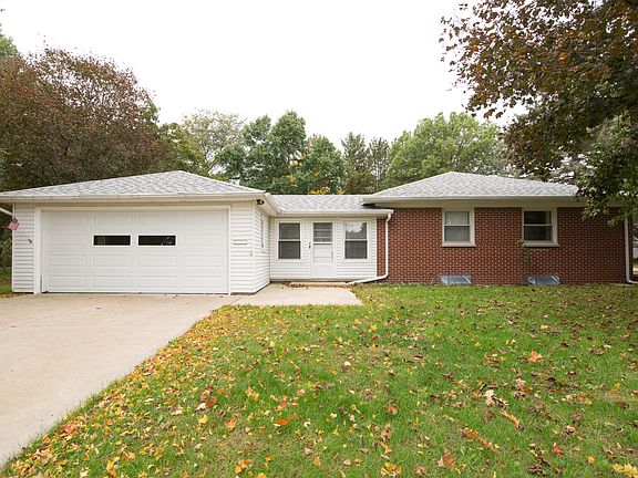 3rd image of 3923 Canterbury Ave