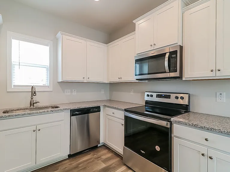 44 Rosemary St — Photo 9