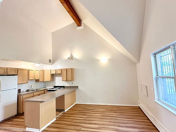 2nd image of 26 Forrest St #2