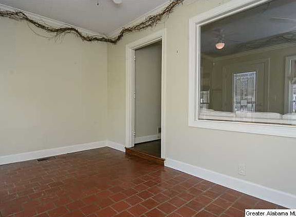 2nd image of 102 Havenwood Ct
