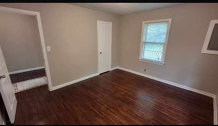 906 Appleby Street Northwest - 1 — Photo 3
