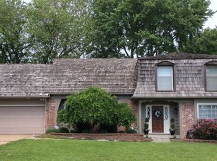 3031 SW Burlingame Rd, Topeka, KS 66611