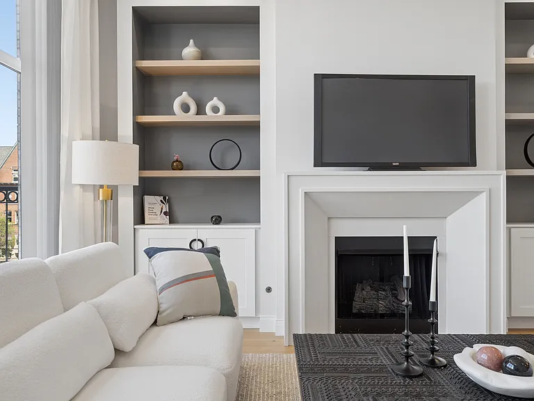 1615 W Irving Park Rd #3N — Photo 12