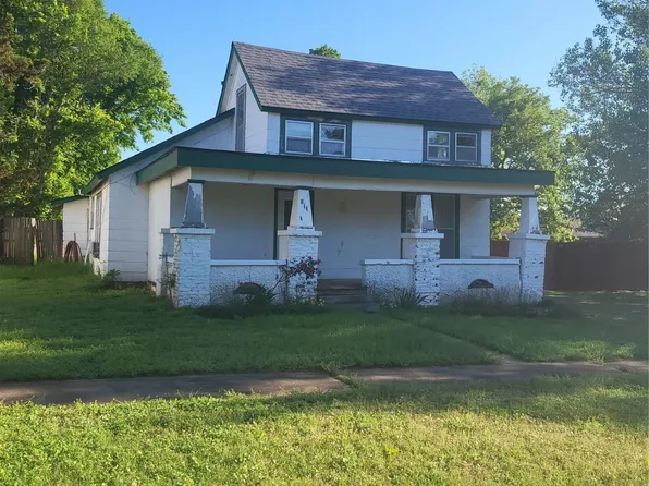 811 Elm St, Pawnee, OK 74058