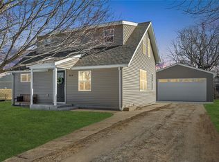 313 SW 4th St, Ogden, IA 50212