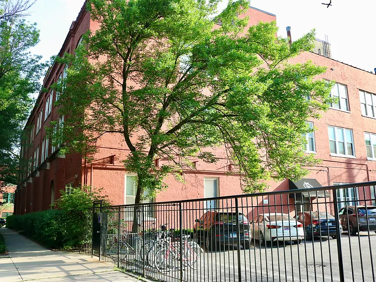 2510 N Wayne Ave #211 — Photo 7