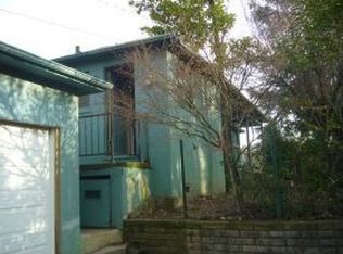 1047 Royal Oaks Dr, Redding, CA 96001