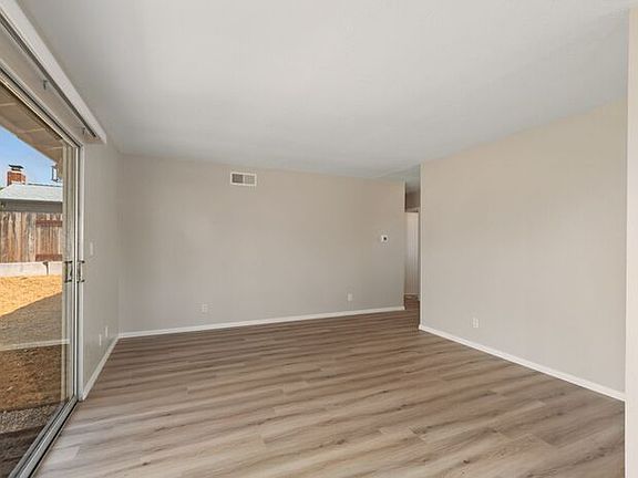 4th image of 5210 Limerick Ave