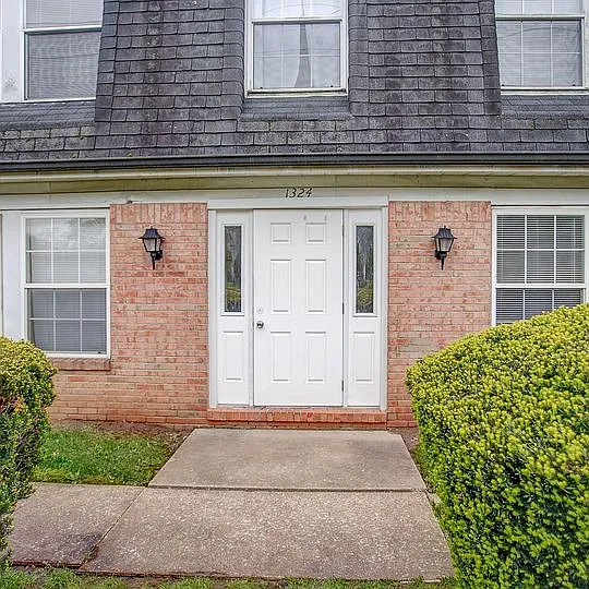 Sangamon Apartments