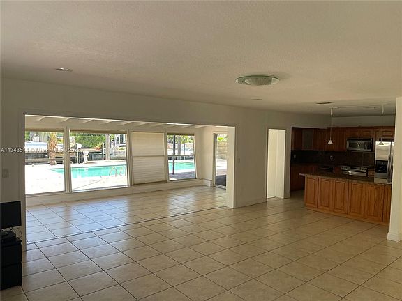 4th image of 13205 Ortega Ln