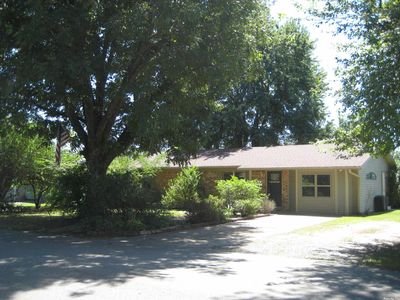 716 Meadowbrook Dr, Mena, AR, 71953