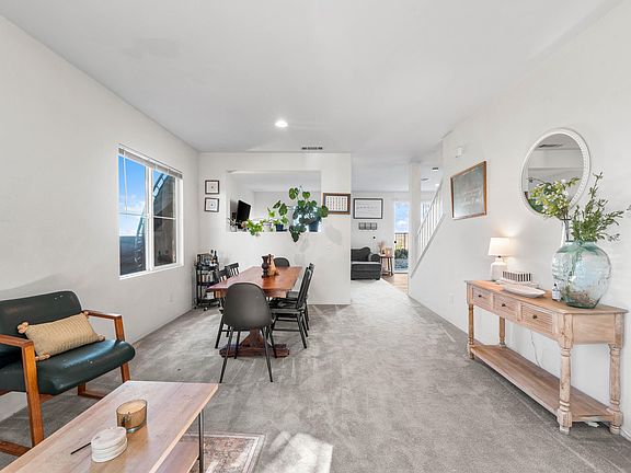 4th image of 37224 Queen Anne Pl