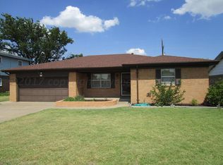 2128 Lynn St, Pampa, TX 79065