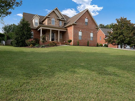 2nd image of 2107 Chas Way Blvd