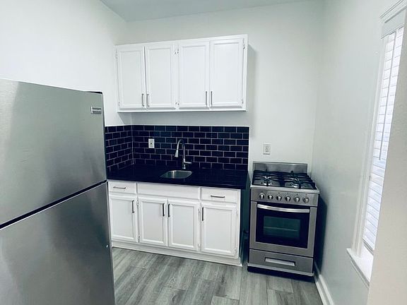 5th image of 615 S Glendale Ave #973