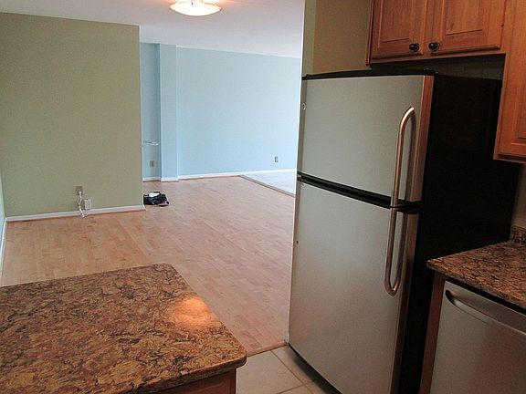 4th image of 4977 Battery Ln Unit 1-712