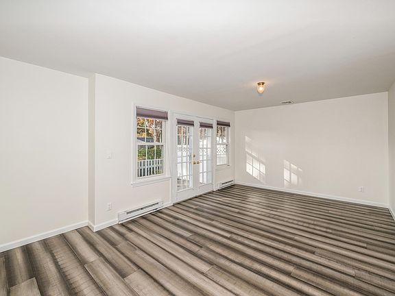 4th image of 161 Revere Dr #161