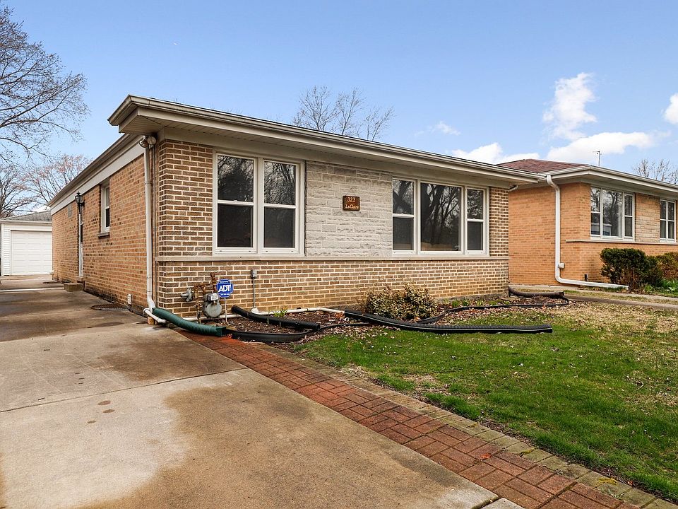 1st image of 323 Leclaire Ave
