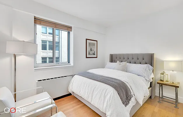 Rented by CORE | media 10