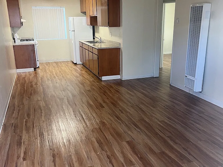 4416 Highland Ave #1 — Photo 4