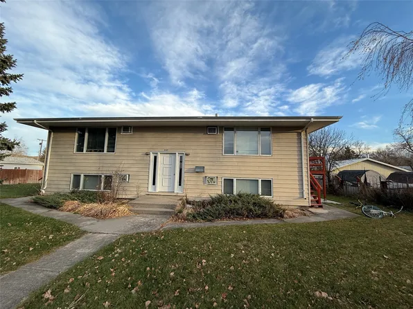 2317 Chouteau St, Fort Benton, MT 59442