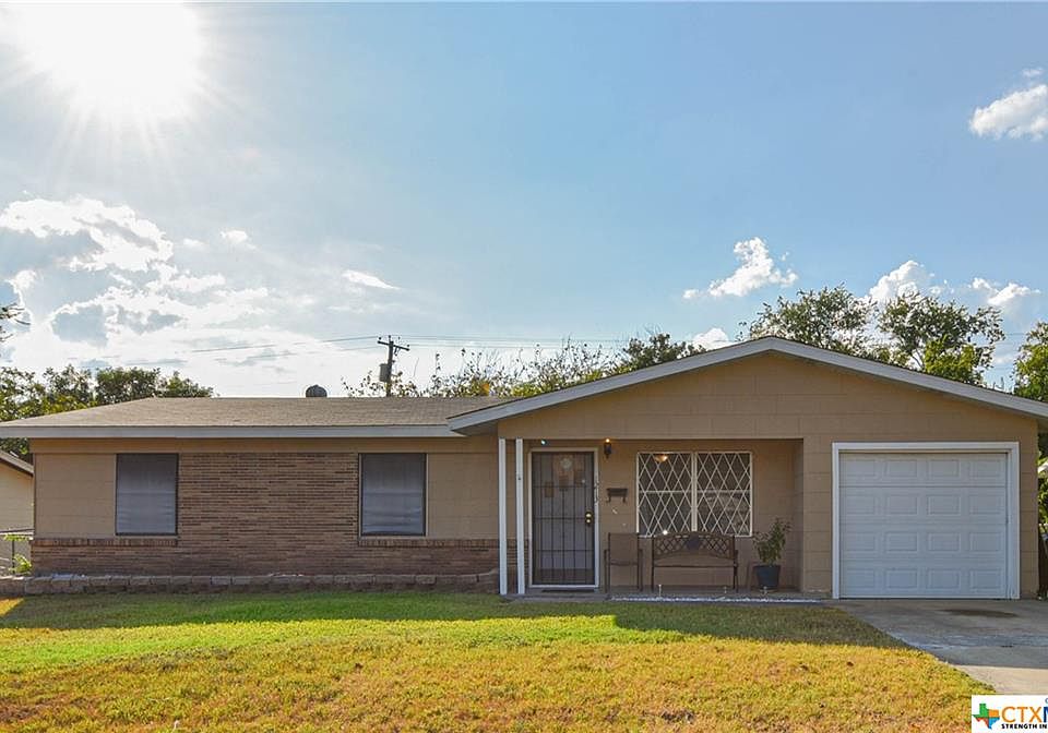 1st image of 1213 Alta Vista Dr