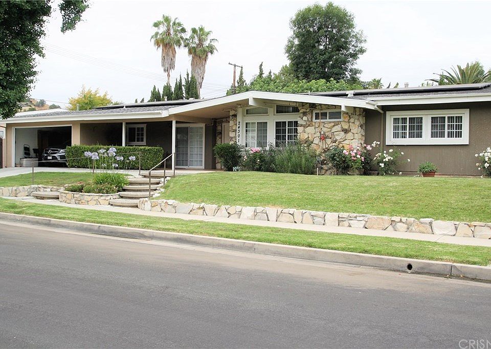 1st image of 24301 Oxnard St