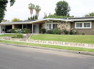 24301 Oxnard St, Woodland Hills, CA 91367