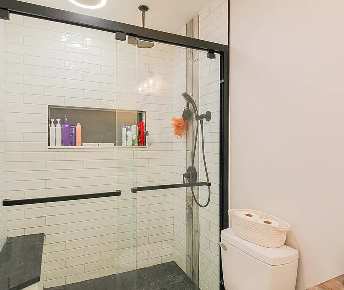 2821 Clayton Dr — Photo 17