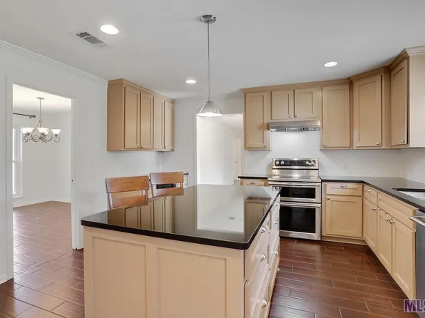 1432 Sherwood Forest Blvd, Baton Rouge, LA 70815
