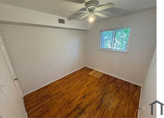 18 Skyline Dr #2 — Photo 3
