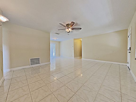 5th image of 8145 Troxler Dr