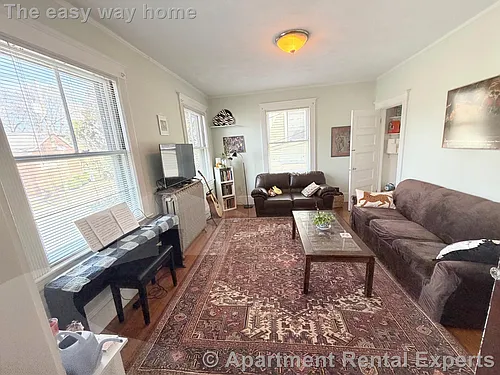 77 College Ave #1 Photo 1