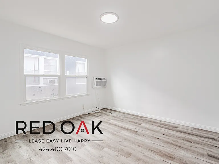 5832 Carlton Way #2 — Photo 18