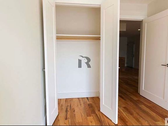 4th image of 1552 Myrtle Ave #3BB