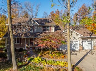 3819 S Woodendale Way, Appleton, WI 54915
