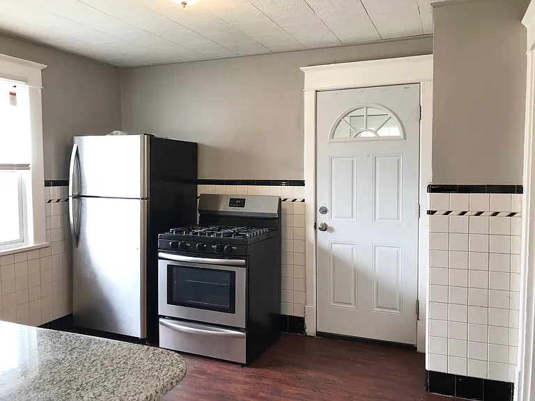 420 Cumberland Ave — Photo 3
