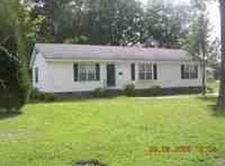 517 Gibson St, Marion, SC 29571