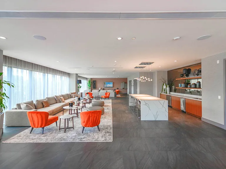 Building's Lounge