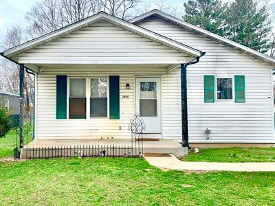 1749 Fremont St, South Bend, IN, 46628