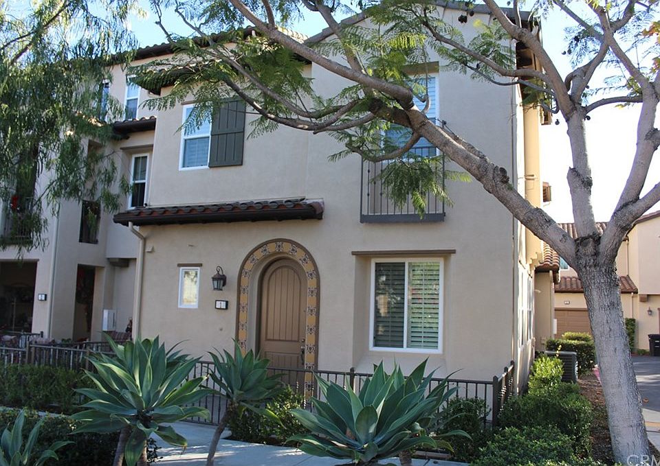1st image of 1 Playa Cir