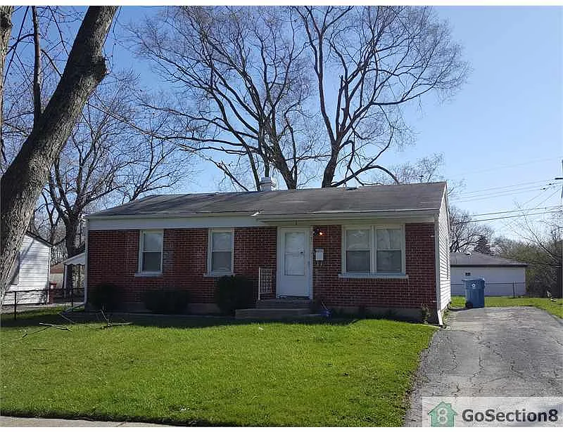 21719 Gailine Ave photo 1