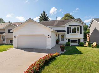 870 Idaho Ave W, Saint Paul, MN 55117